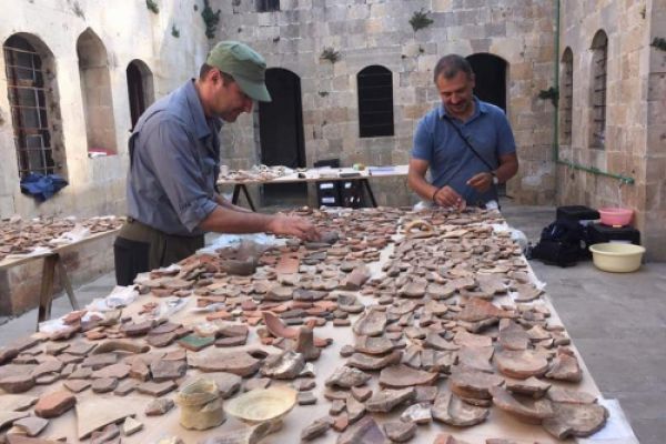 البعثة الأثرية الهنغارية السورية تطلق مشروع المساعدة التقني لإعداد مخطط Master Plan لقلعة الحصن